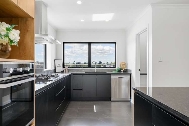 31 Earp Crescent Chartwell_5