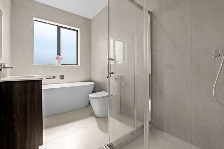 17 Korowhiti Road Clarks Beach_15