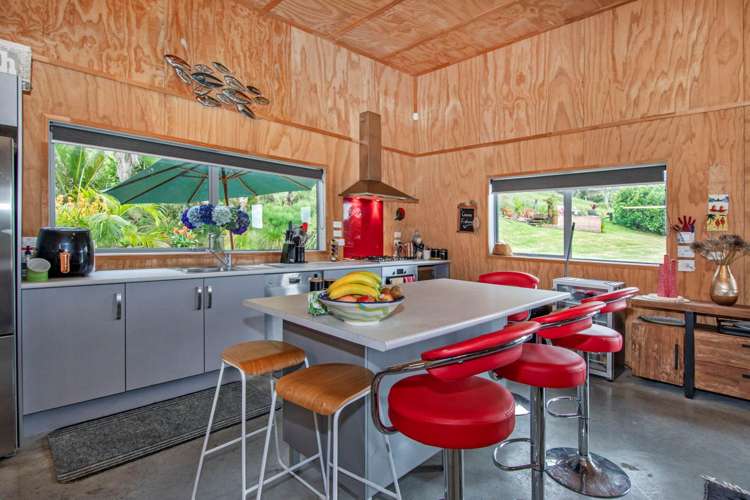 11 Chilcott Road Whananaki_8