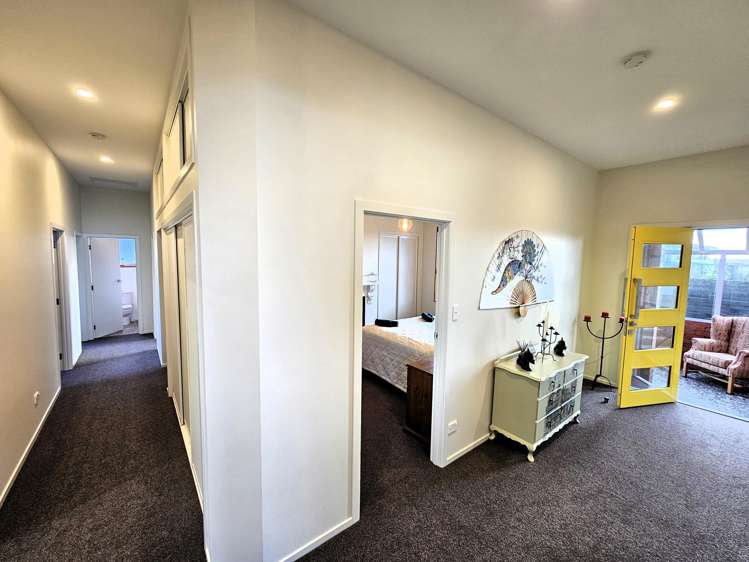 11 Rata Street Kaka Point_16