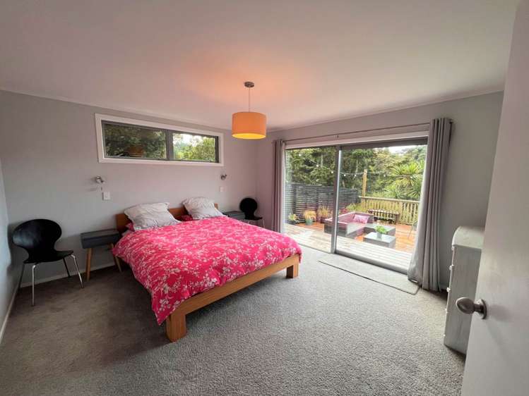 72 Laingholm Drive Laingholm_11