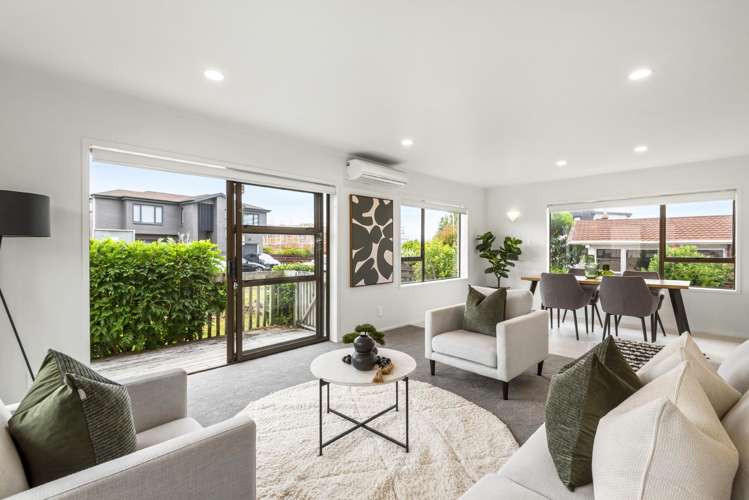 1/27 Knightsbridge Drive_2