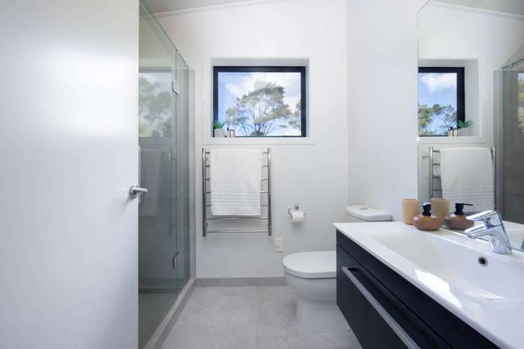 36 Shah Place Glen Eden_14