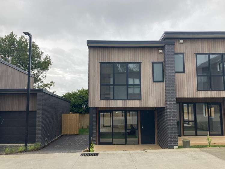 2/29 Price Crescent 1816_0