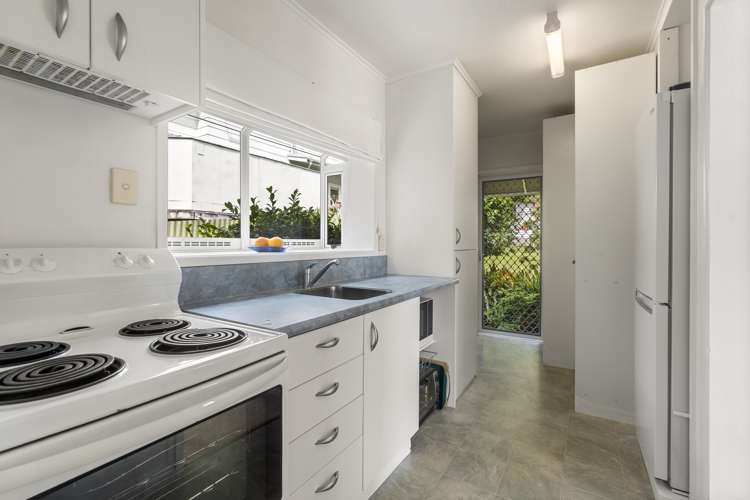 2/18 Sprott Road Kohimarama_9