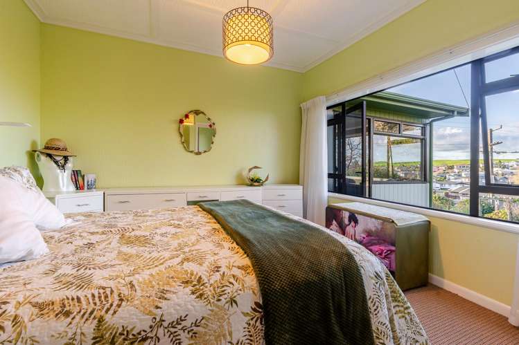 69 Foster Road Temple View_8