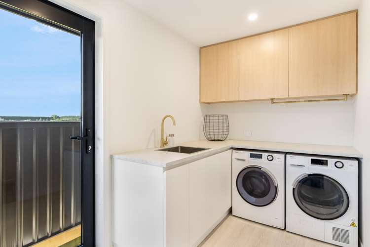 63 Dejoux Road Winton_16