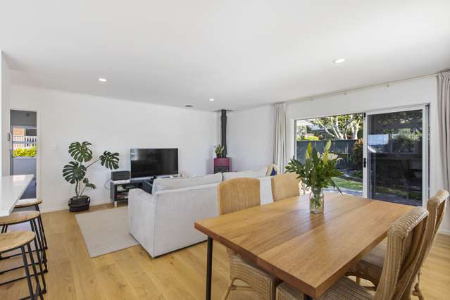 1/12 Grimshaw Place Henderson_4