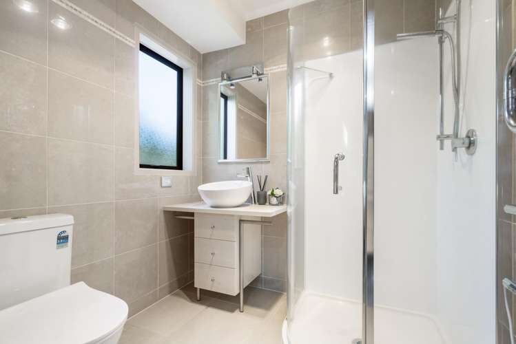 7 Chard Place Flat Bush_21