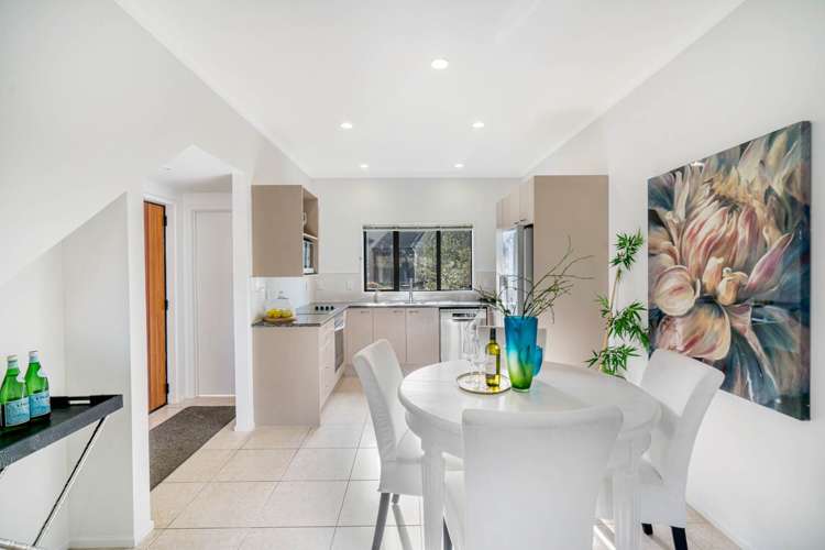 9 Skip Lane East Tamaki_6