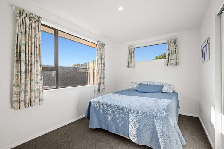 2/20 Kirsten Place Parklands_10