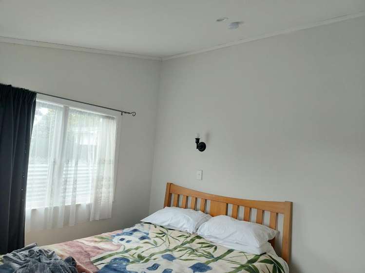 2/20 Konini Street 11209_7