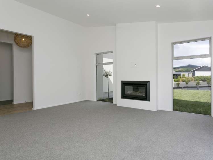 20 The Pheasant Tail Nukuhau_21