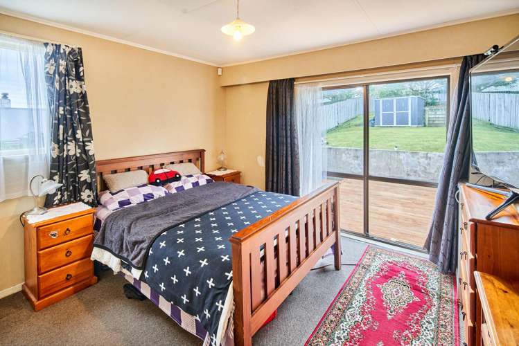 15 Kalingo Street Waitangirua_9