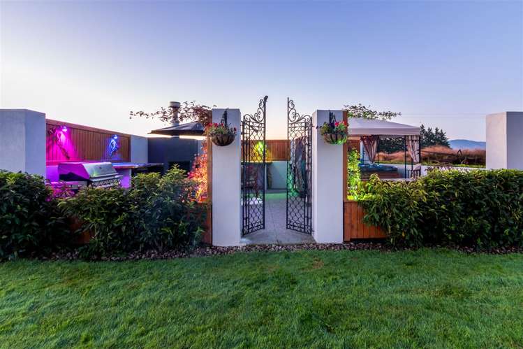 1203 Oxford Road Cust_14