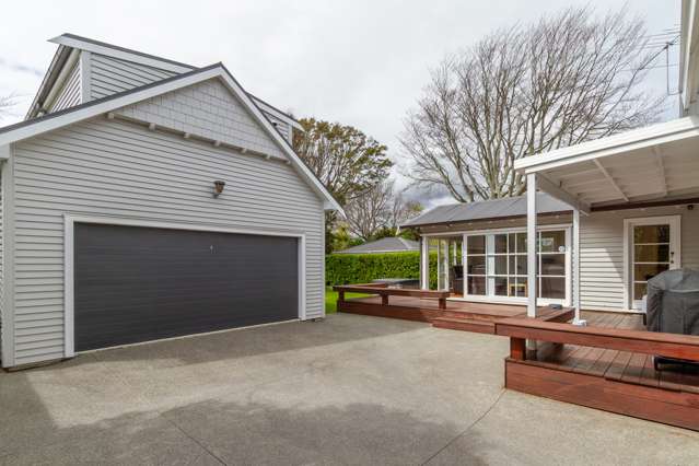 11 Totara Crescent Woburn_2