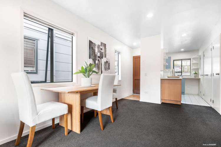 18/10 John Jennings Drive Oteha_5