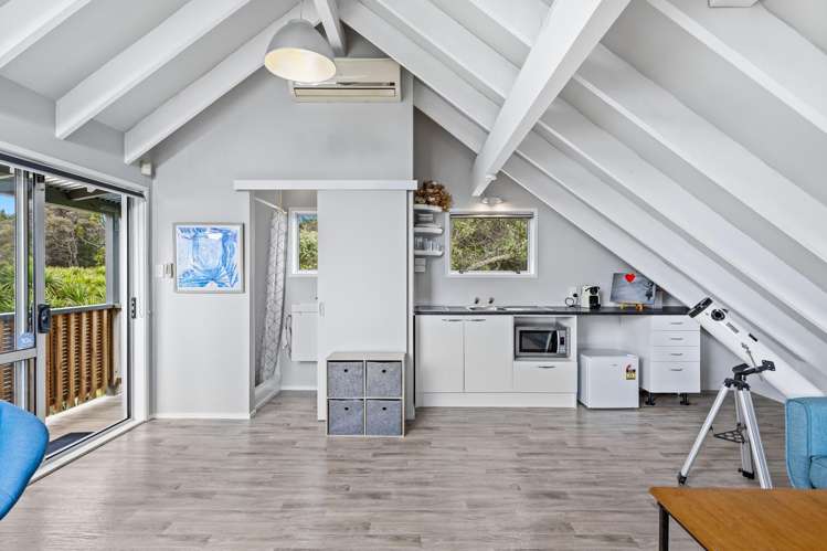 43 Onedin Place Titirangi_19