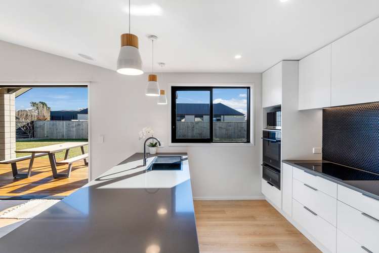 90 Kingsdowne Drive West Melton_1