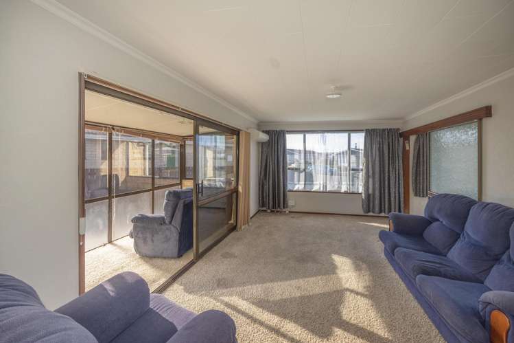 22 Walbrook Crescent_4