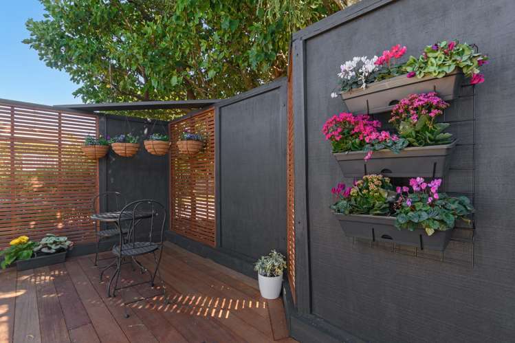 24 Warwick Place Brookfield_26