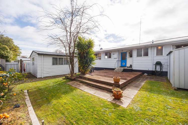 29 Ferndale Place Feilding_10