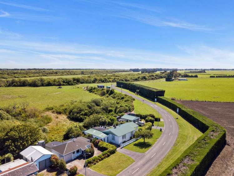 12 Pacific Drive Southbridge_4