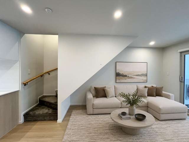 15/9 Aeroview Drive 1603_1