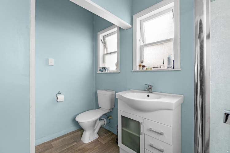 17 Robert Street Marton_8