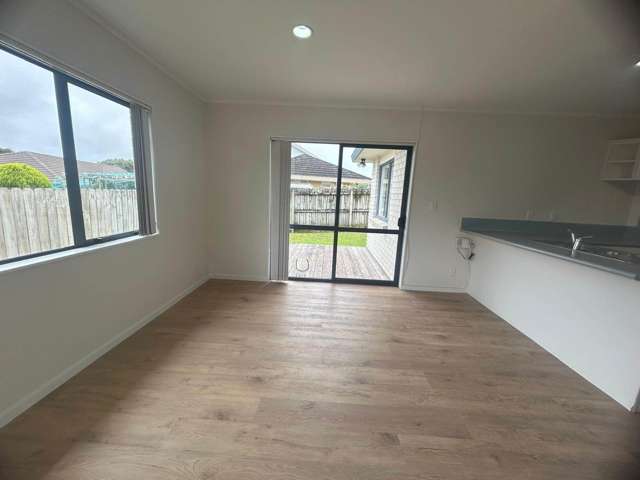 2/4 Fintona Place Dannemora_4