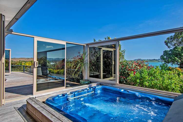 254 Beach Road Onerahi Whangārei Houses for Sale One Roof