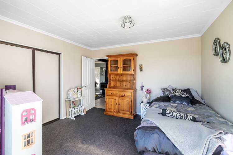 597 Limestone Plains Road Isla Bank_7