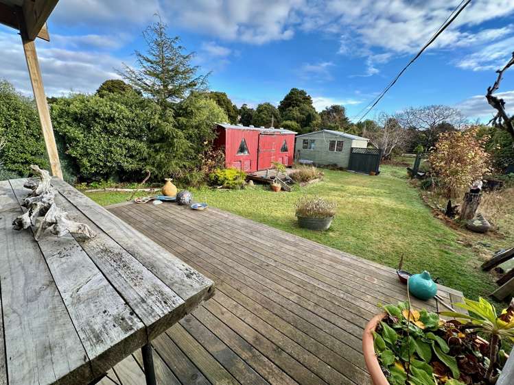 5 Park Lane Owaka_27