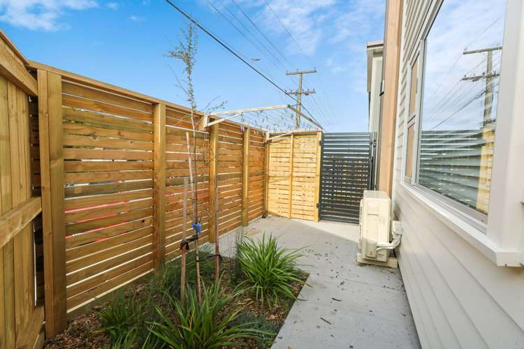 53 Mcgrath Way Taita_8