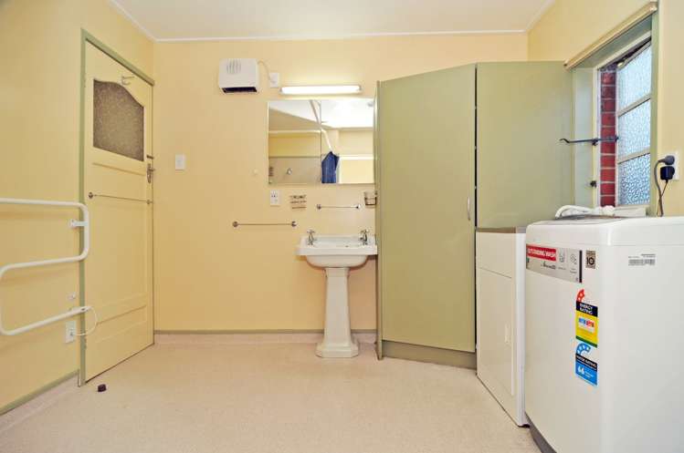 36 Middleton Road Kew_11