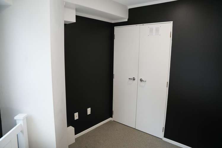 9D/6 Whitaker Place Auckland Central_10