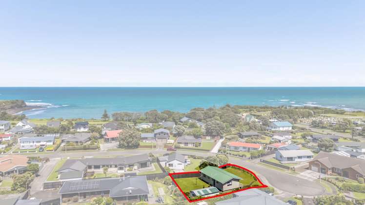 18 Pohutukawa Drive_1