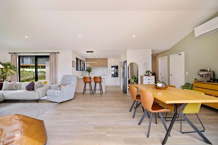 25 Spur Ridge Rise Jacks Point_6