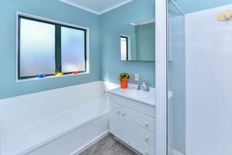 8 Wai Iti Place Clendon Park_9