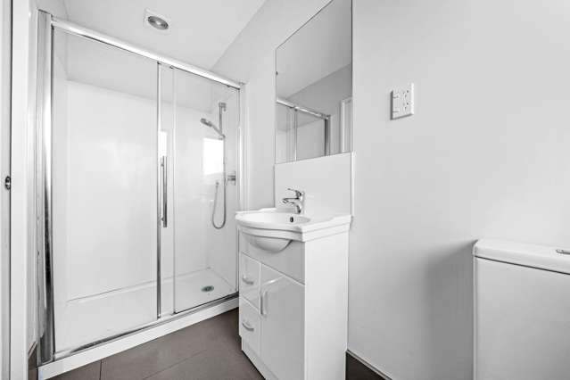 1/25 Kennington Drive Clendon Park_1