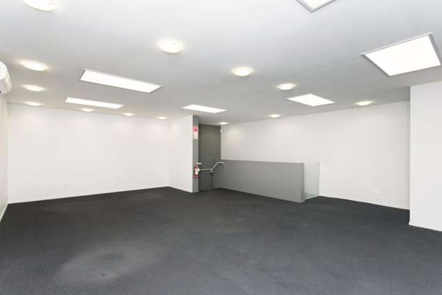 Unit 7, 211 Ferry Road Waltham_2