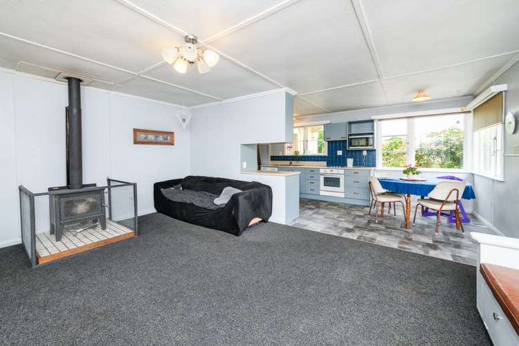 1419 Waughs Road Feilding_3