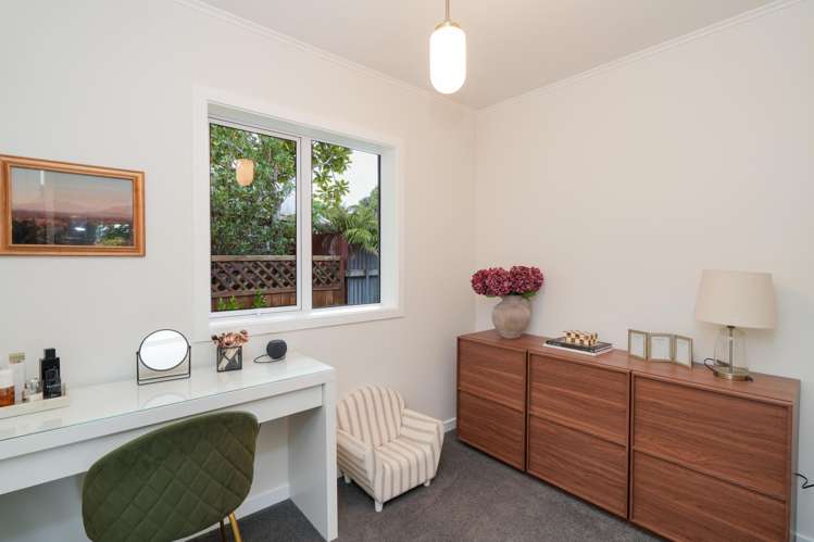 26 Black Road Otatara_20