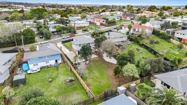 30 Sylvan Crescent Te Atatu South_30