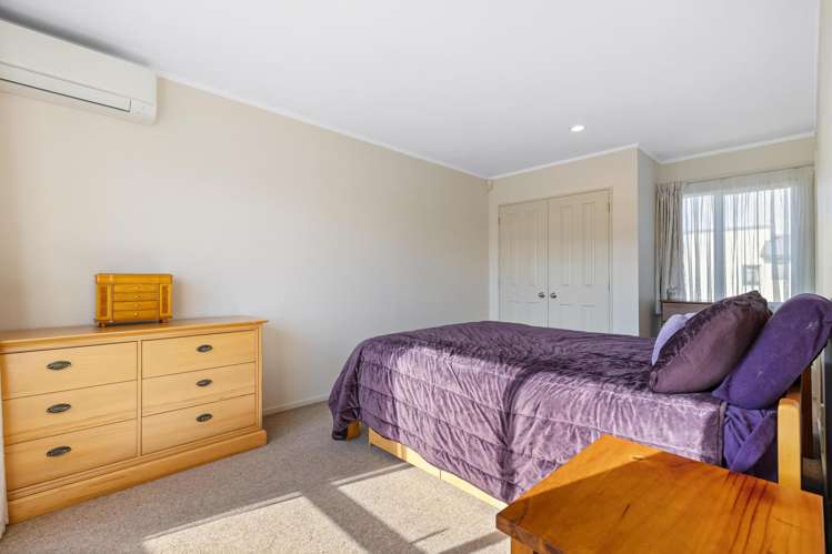 2 Elwarth Way Ranui_10