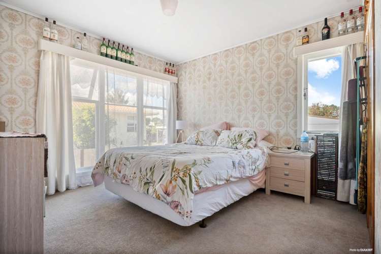 5 Devon Street Te Atatu South_5