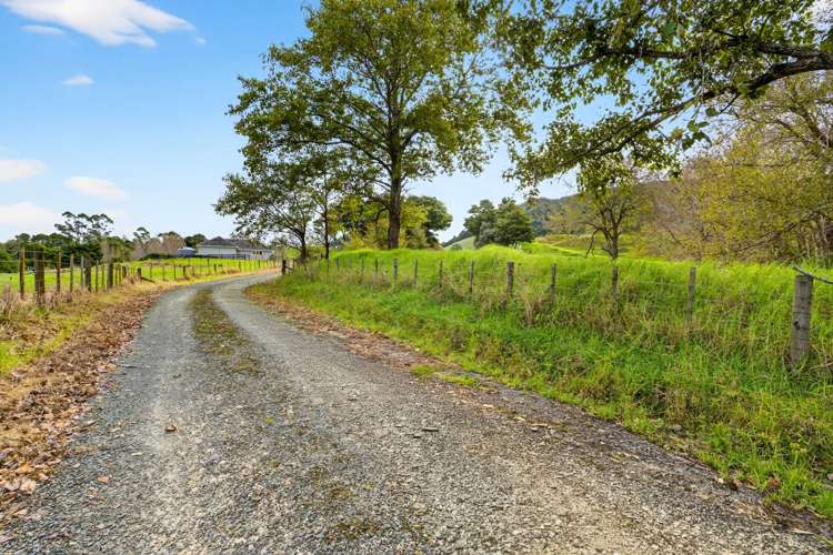 109 Mountain Road Maungaturoto_19