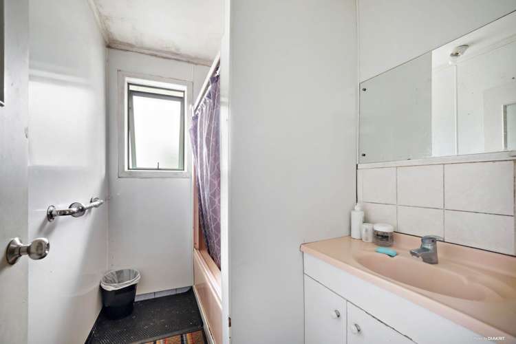 5 Wilsher Crescent Henderson_16