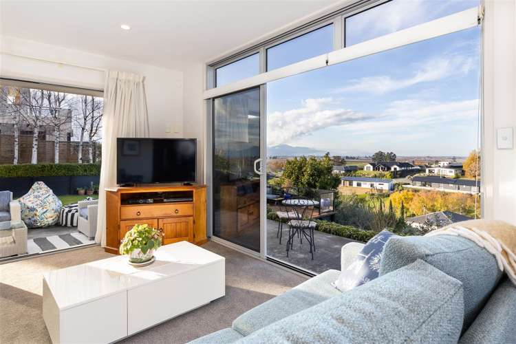 8 Ridgetop Rise Fairhall_7