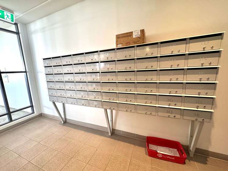 2j/83 New North Road Eden Terrace_4